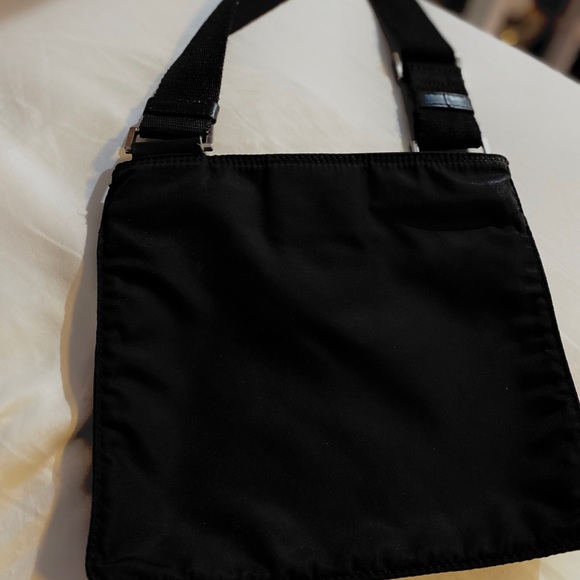 AUTHENTIC Prada crossbody bag - Picture 5 of 6